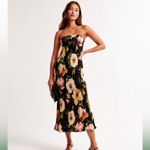 A&F Giselle Pleat Release Midi Dress